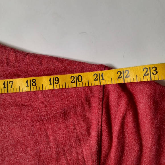🎈SALE🎈 Sz L CHAMPION Short Sleeve Reddish pink T-shirt New w Riptag - Picture 6 of 12
